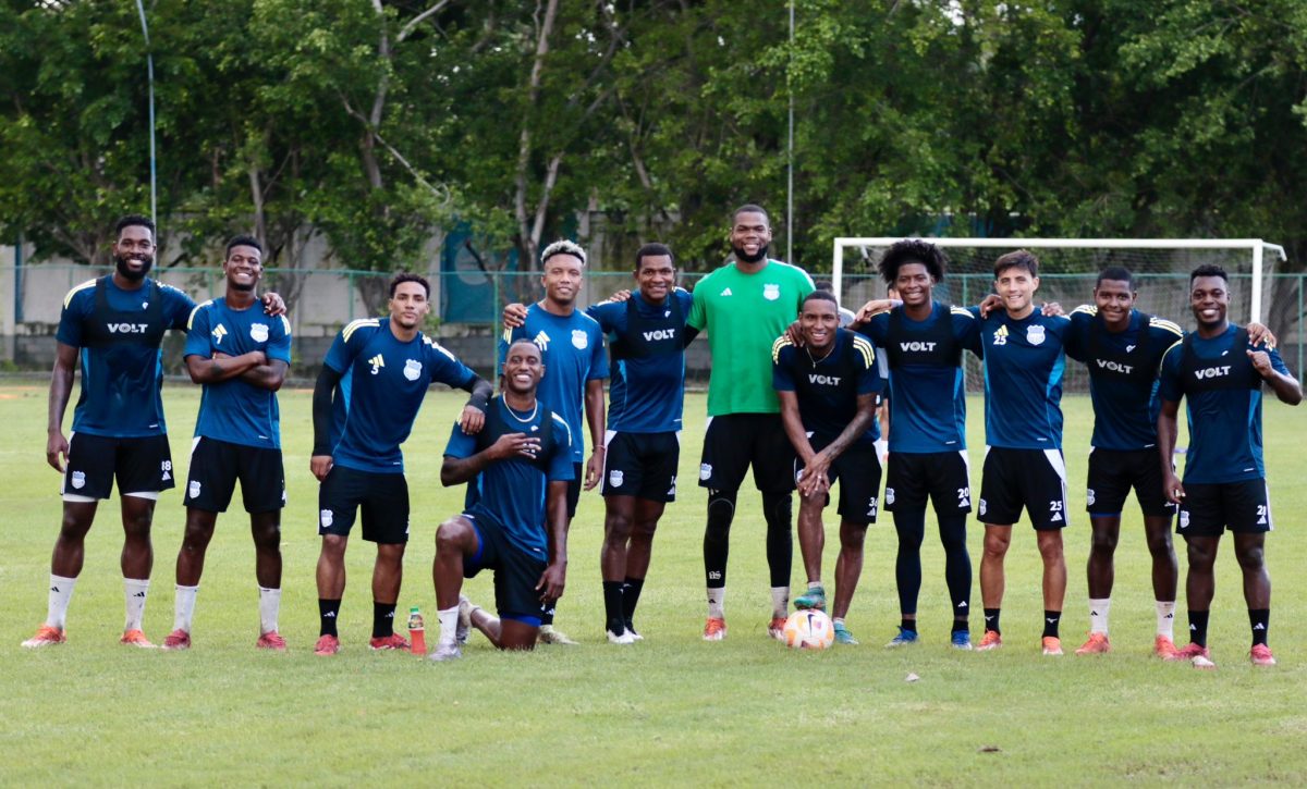 Emelec busca recuperarse y sumar puntos ante Libertad.