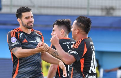 Emelec derrota 4-2 a Manta FC en el debut de Guillermo Duró en LigaPro 2025