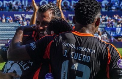 Emelec derrota a Mushuc Runa y sale de las posiciones de descenso