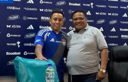 Emelec oficializa el fichaje de Christian Cueva y le otorga la camiseta ‘10’.