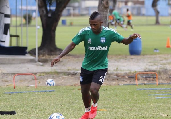 Emelec reactiva negociaciones con Miller Bolaños y busca otros seis refuerzos