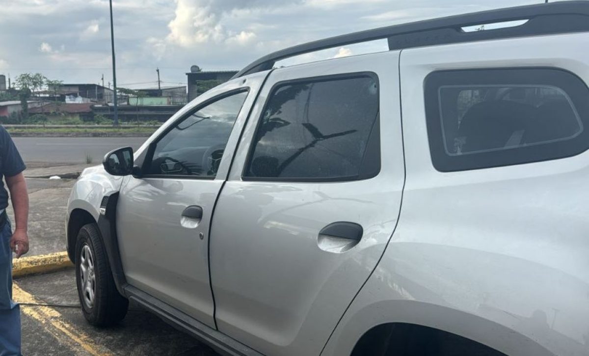 Empresaria y chofer salvan su vida tras ataque en carretera de Los Ríos