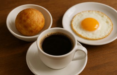 En Ecuador, el café se consume mucho en las mañanas junto al desayuno, aunque no es el único horario.