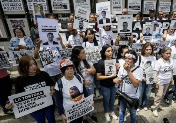 En Venezuela se persigue a los que piensan diferente al gobierno, según múltiples denuncias