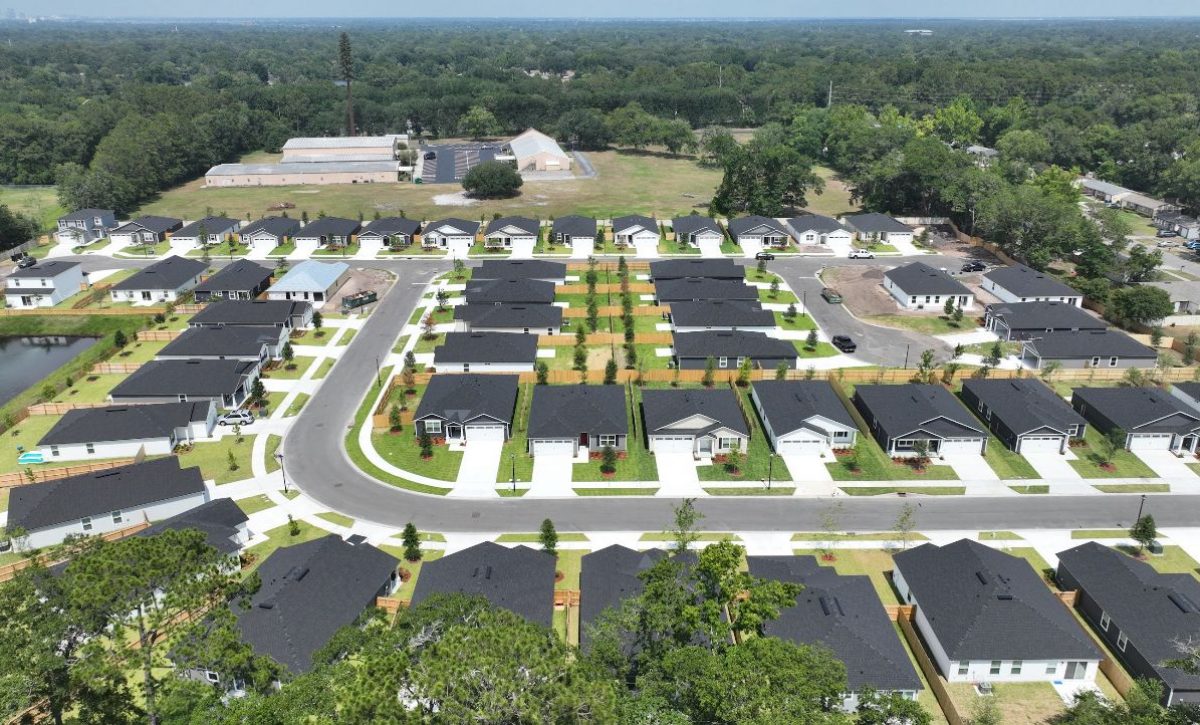 En ciudades como Jacksonville, al norte de la Florida, el mercado de vivienda aún ofrece precios relativamente bajos en comparación con Nueva York o Miami.