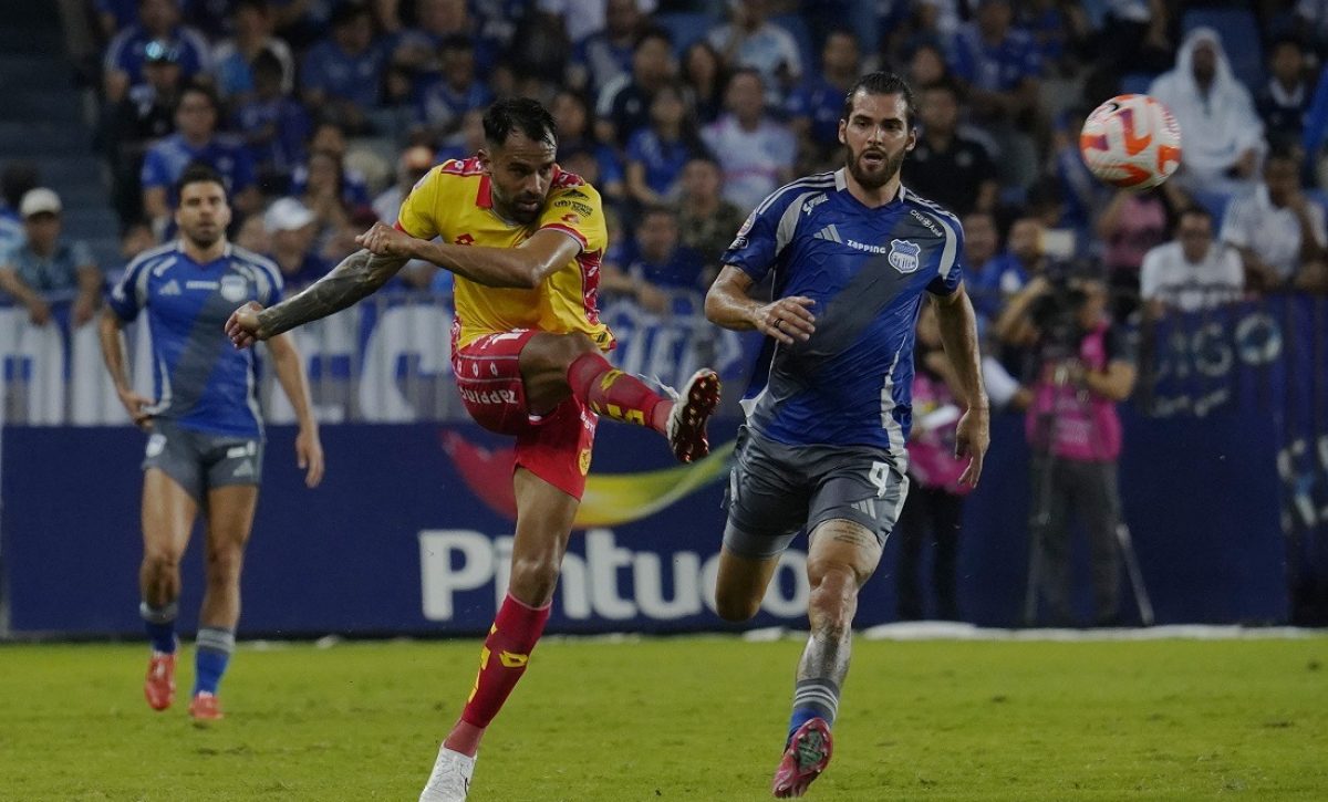 En el Día de la Madre, domingo 11 de mayo de 2025, Emelec sufrió una nueva derrota en la fecha 12 de la LigaPro.