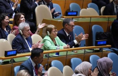 En el centro, la expresidenta chilena Michele Bachelet, quien buscará la Secretaría General de la ONU. FOTO: Europa Press