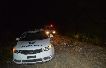 Encuentran un hombre muerto en la vía a Santa María del Toachi, zona rural de Santo Domingo de los Tsáchilas