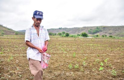 Envejecimiento de agricultores en Ecuador amenaza la seguridad alimentaria