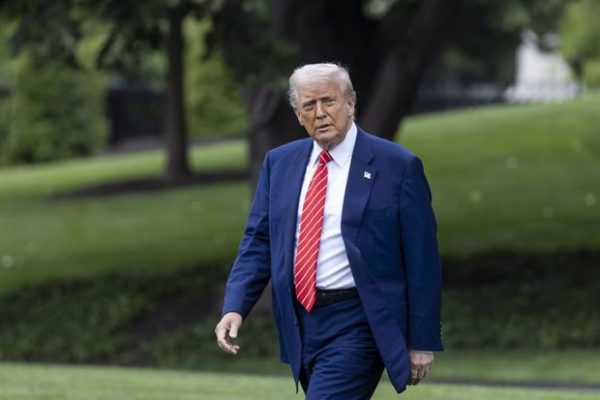 Erdogan ofrece mediar en reunión entre Trump, Putin y Zelenski para abordar conflicto