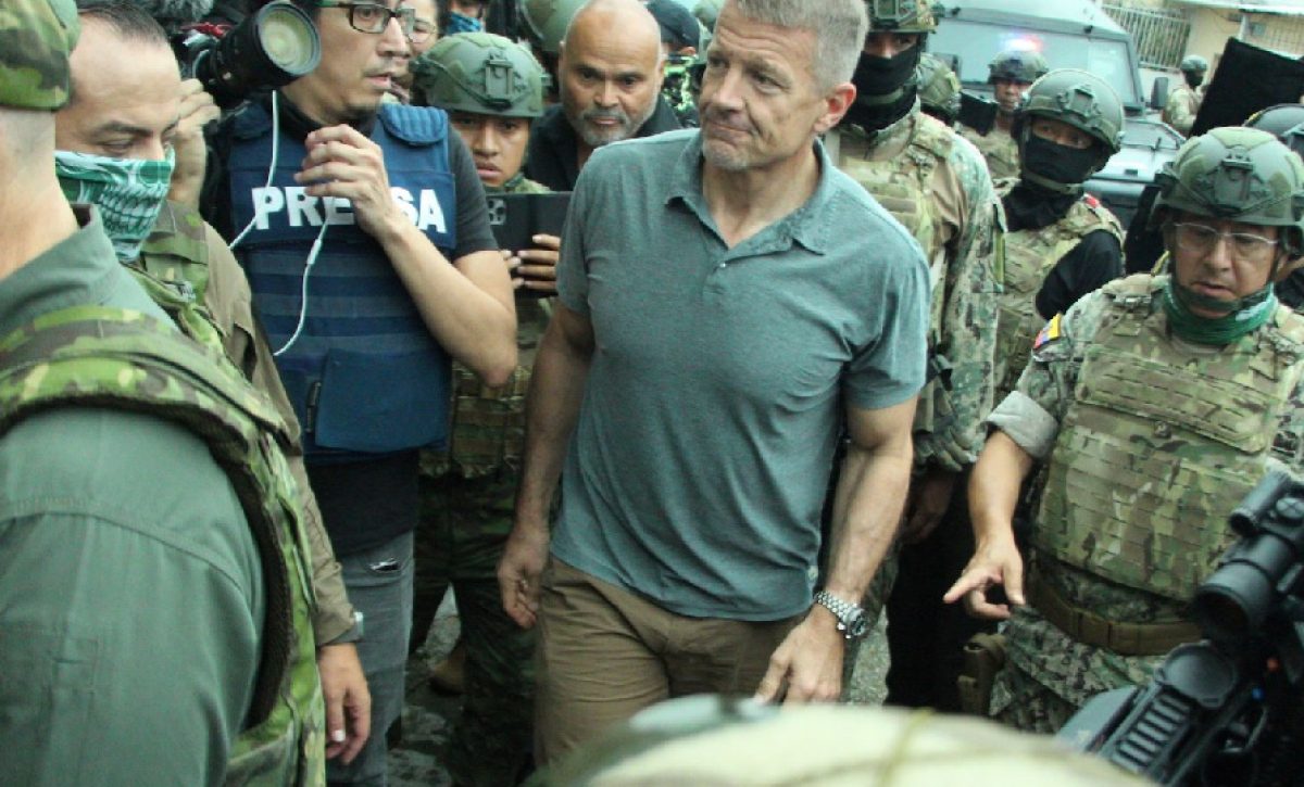 Erik Prince, fundador de la polémica empresa de seguridad Blackwater, visitó el Puerto de Guayaquil. Lo hizo acompañado por su equipo y agentes del Bloque de Seguridad