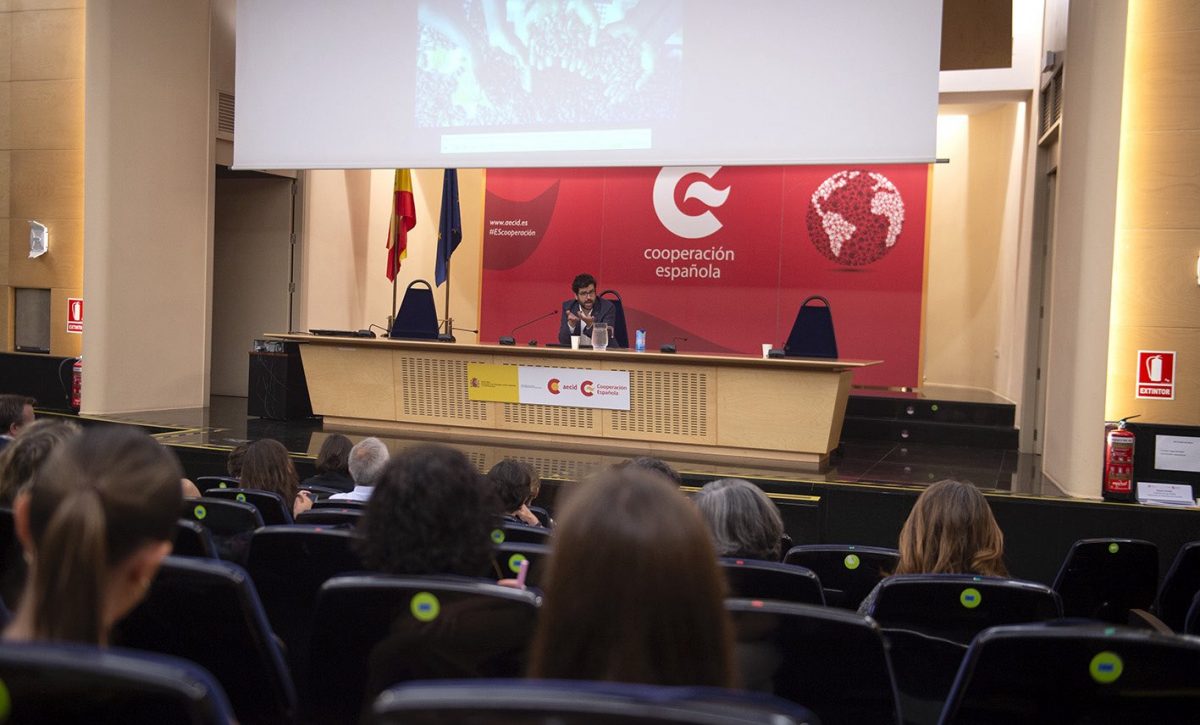 España destina $10 millones para apoyar pymes en Ecuador a través de Financoop