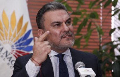 “Está muy mal, se siente frustrado”: abogado revela situación de José Serrano detenido en EE. UU.