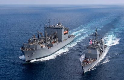 Estados Unidos ordenó el despliegue de un crucero de misiles guiados y un submarino nuclear al sur del Caribe