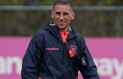 Estamos a 100 minutos de la clasificación, afirma Beccacece, DT de la selección ecuatoriana.