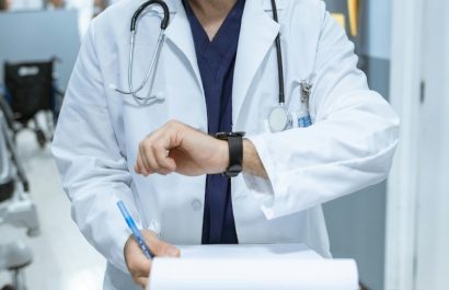 Estas son las 10 especialidades médicas con mayor cantidad de profesionales en el sistema de salud público de Ecuador. (Pexels)