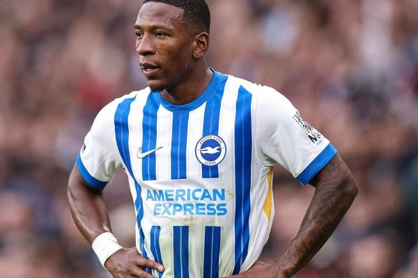 Estupiñán confirma conversaciones con Brighton para buscar un nuevo club