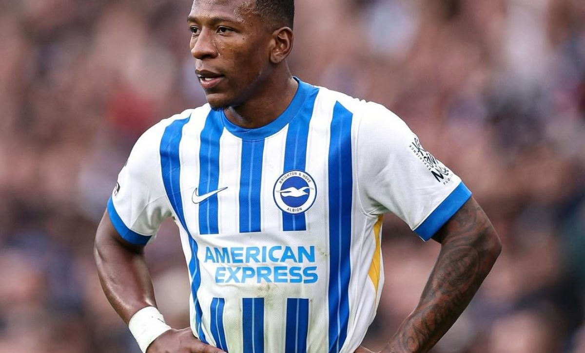 Estupiñán confirma conversaciones con Brighton para buscar un nuevo club