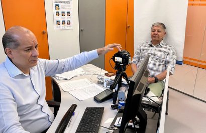 Europa Gobierno del Ecuador inaugura primer punto de impresión de cédulas en Madrid