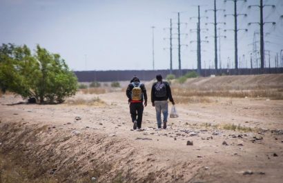 Migrantes en la frontera con EE.UU.