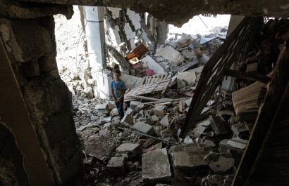 Restricciones de combustible en Gaza amenazan suministro de agua para 44,000 niños, advierte Save the Children