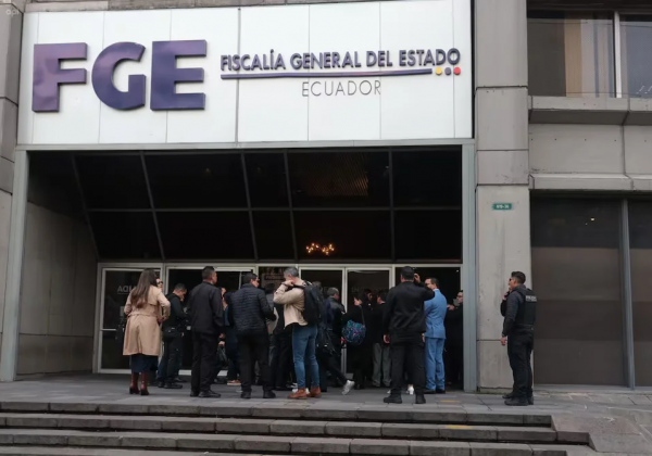 Exteriores de la Fiscalía General del Estado ubicada en Quito