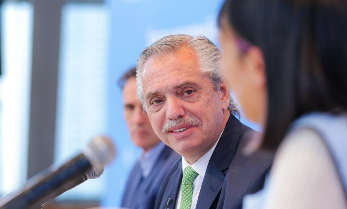 Expresidente Alberto Fernández enfrentará juicio por corrupción en Argentina