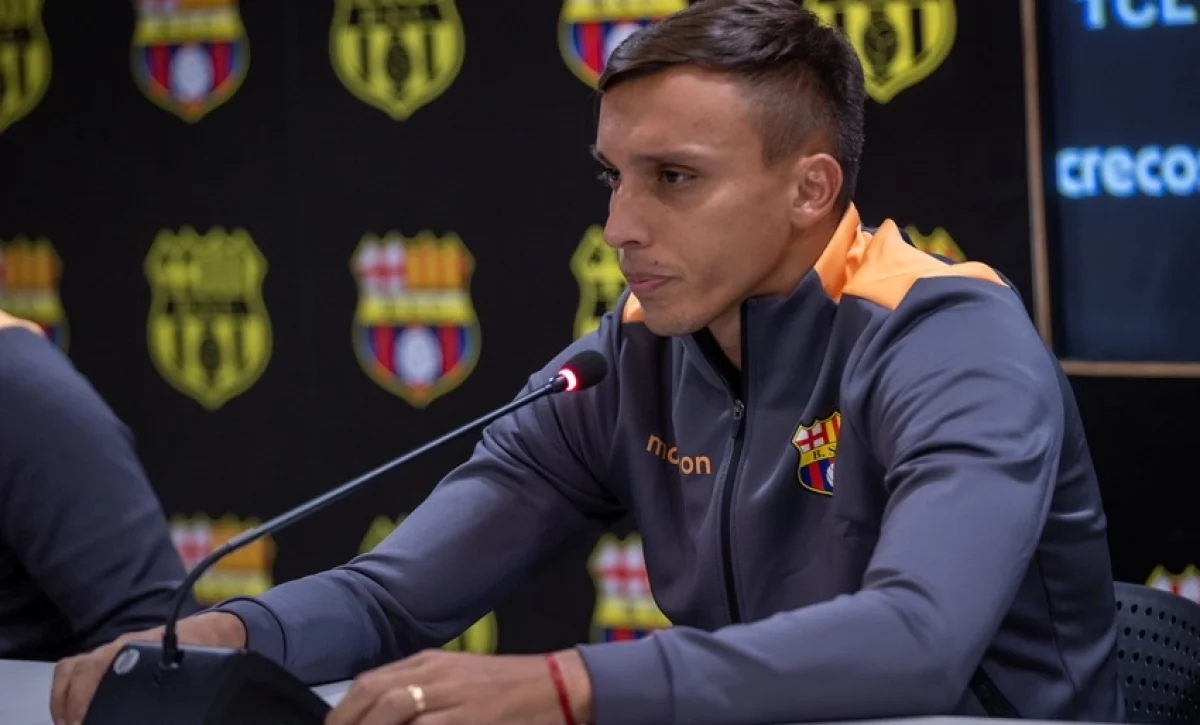 FIFA resuelve a favor de Mathias Suárez en demanda contra Barcelona SC por deudas salariales