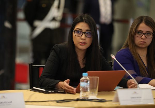 FMI y organismos multilaterales respaldan estabilidad fiscal de Ecuador, según ministra