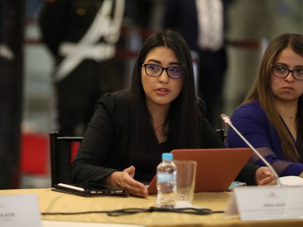 FMI y organismos multilaterales respaldan estabilidad fiscal de Ecuador, según ministra