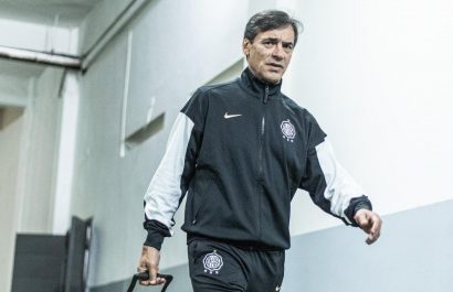 Fabián Bustos deja la dirección técnica de Olimpia por bajo desempeño