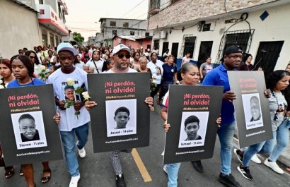 Familiares de los cuatro adolescentes han solicitado justicia por este caso.