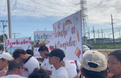 Familiares de reclusos de la cárcel 'La Roca' exigen reanudación de visitas en plantón