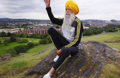 Fauja Singh, reconocido como el corredor de maratones más longevo del mundo, falleció a los 114 años tras ser atropellado por un vehículo.