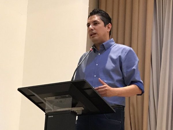 Fernando Balda suma $1.000 a recompensa por captura de legislador Santiago Díaz