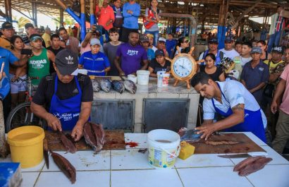 El Festival Mundial del Atún en Manta, muestra a los involucrados en la pesca industrial y la artesanal.