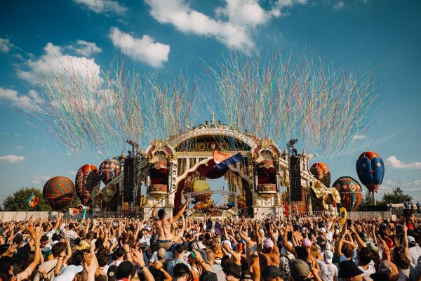 Festival Tomorrowland en Bélgica se mantendrá tras incendio
