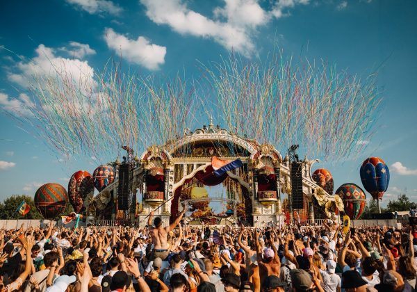 Festival Tomorrowland en Bélgica se mantendrá tras incendio
