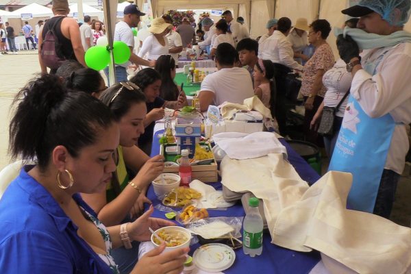 Festival del Ceviche de Pinchagua movió cerca de $20 mil y atrajo cientos de turistas