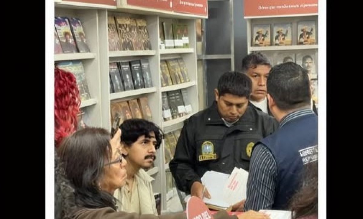 Fiscalía investiga apología al terrorismo en Feria del Libro de Lima