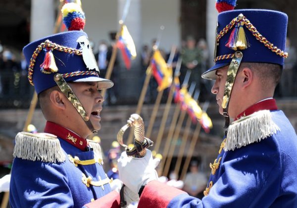 Foto de los Granaderos de Tarqui, en Ecuador