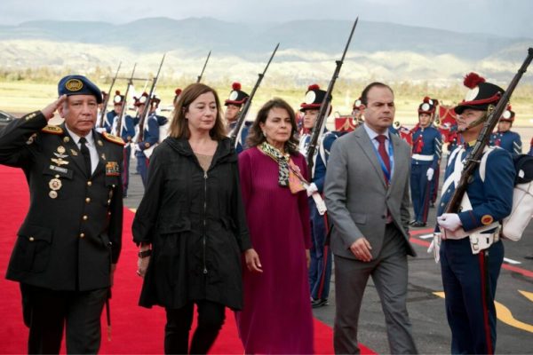 Francina Armengol llega a Quito para la investidura de Daniel Noboa