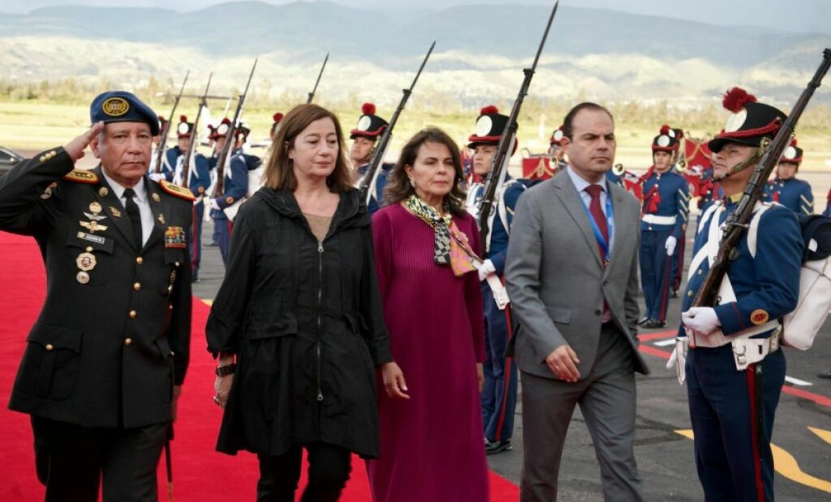 Francina Armengol llega a Quito para la investidura de Daniel Noboa