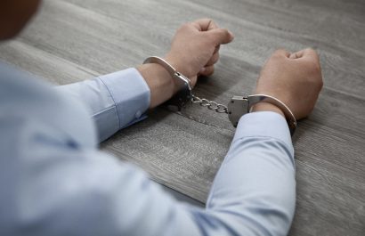 Fraude académico en universidad de Ecuador: Policía Nacional detiene a cinco personas por usar identidades falsas en examen de ingreso