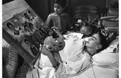 La última etapa de la vida de Frida Kahlo fue una tremenda tortura. Además de las dolencias en la espalda, tuvo que ver cómo se le amputaba una pierna.