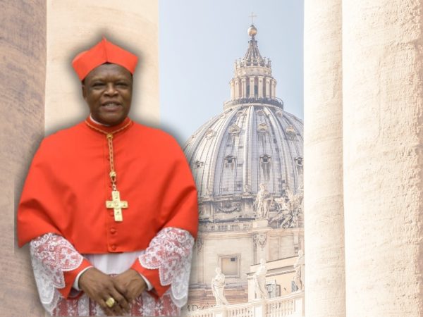Fridolin Ambongo Besungu, figura clave de la Iglesia africana y candidato al papado.