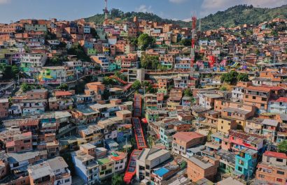 Fueron víctimas de desaparición forzada en Medellín Cadáveres estaban bajo 56.000 metros cúbicos de escombros