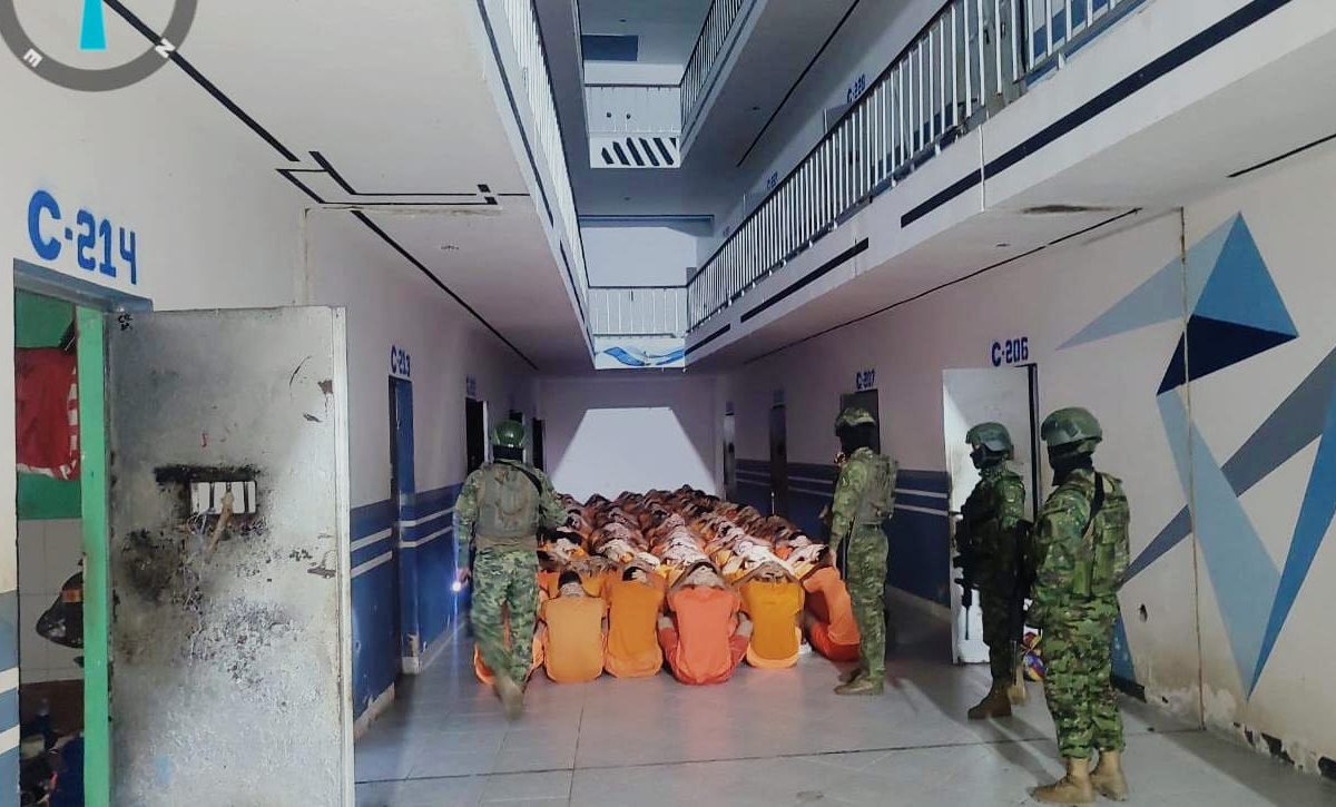 Fuerzas Armadas reubican a más de 7.000 privados de libertad en Penitenciaría del Litoral