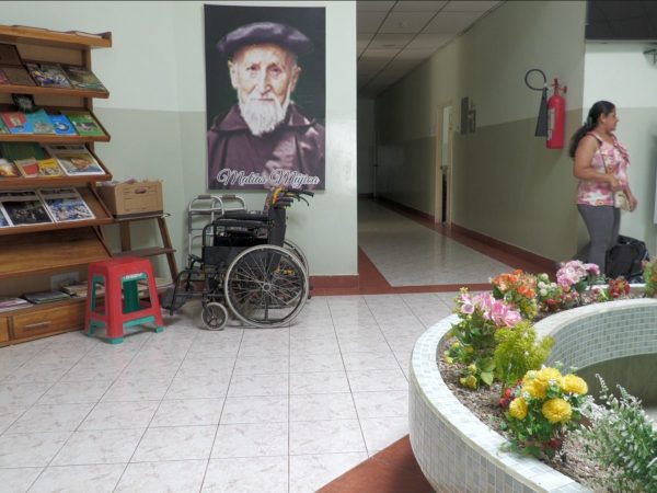 Fundaciones sociales en Portoviejo respaldan control estatal sin afectar labores sociales