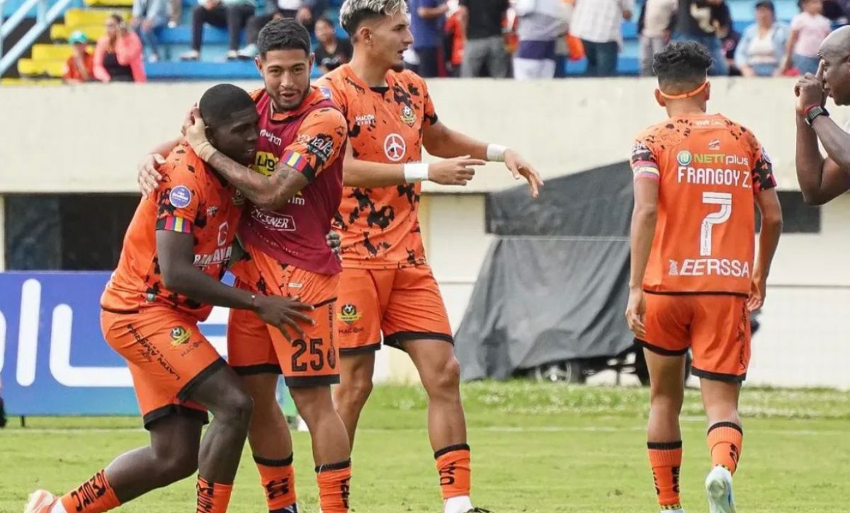 Libertad aseguró su pase al hexagonal y peleará por el título del torneo. FOTO: API.
